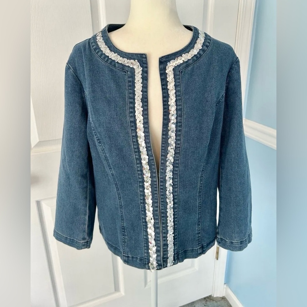 Jean jacket denim woman size medium